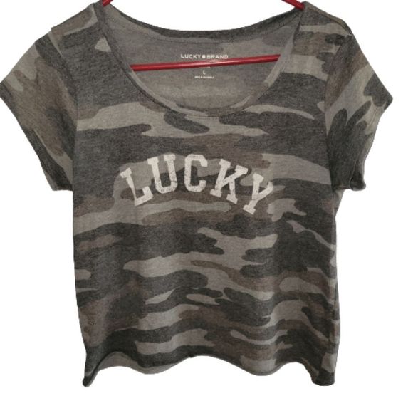 Lucky Brand "Lucky" camo crop top - Picture 1 of 7